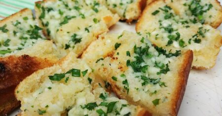Quem Inventou o Pão de Alho?