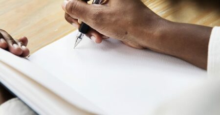 Qual É A Diferença Entre Fábula E Parábola?