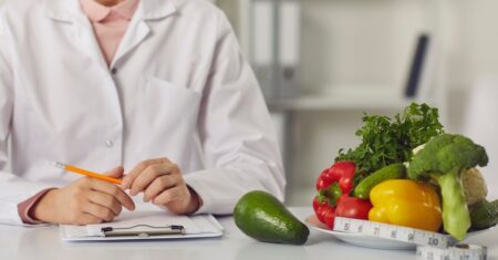 Qual É A Diferença Entre Nutricionista E Nutrologo?