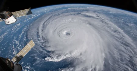 Qual É A Diferença Entre Furacões E Tornados?