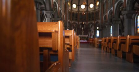 O Que Significa Uma Igreja Institucionalizada?