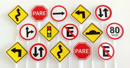 O Que Significa A Placa Alfândega?